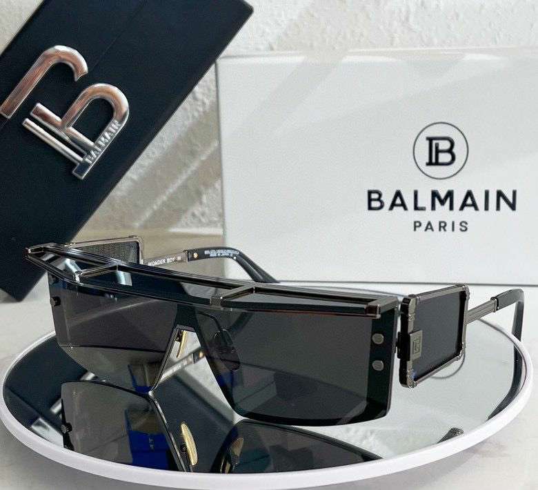 Picture of Balmain Sunglasses _SKUfw43942743fw